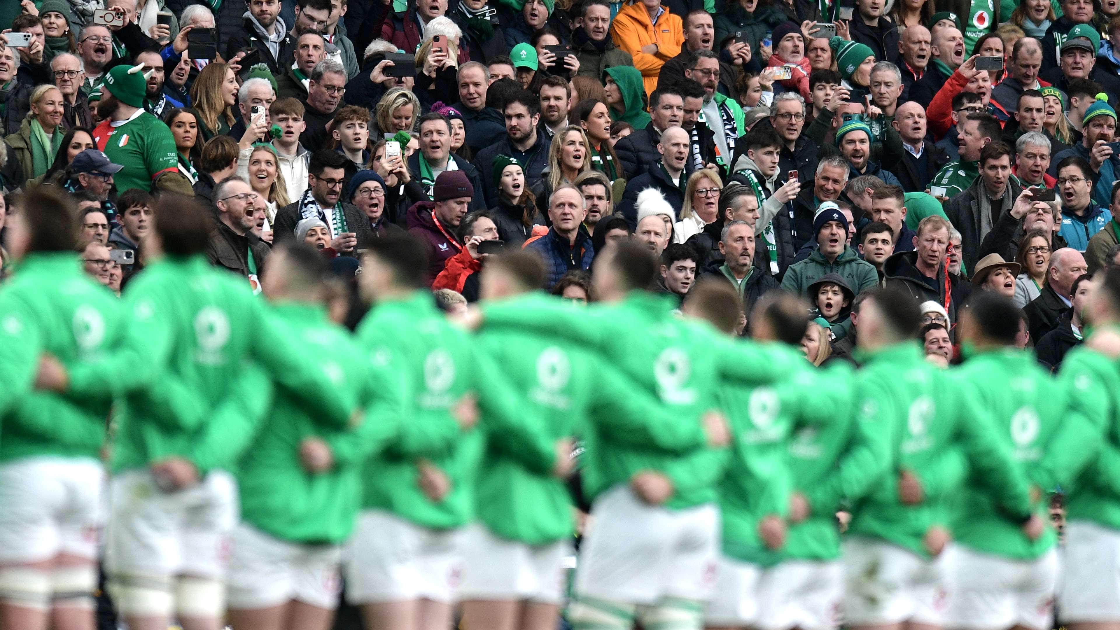 年举办一场 年举办一场