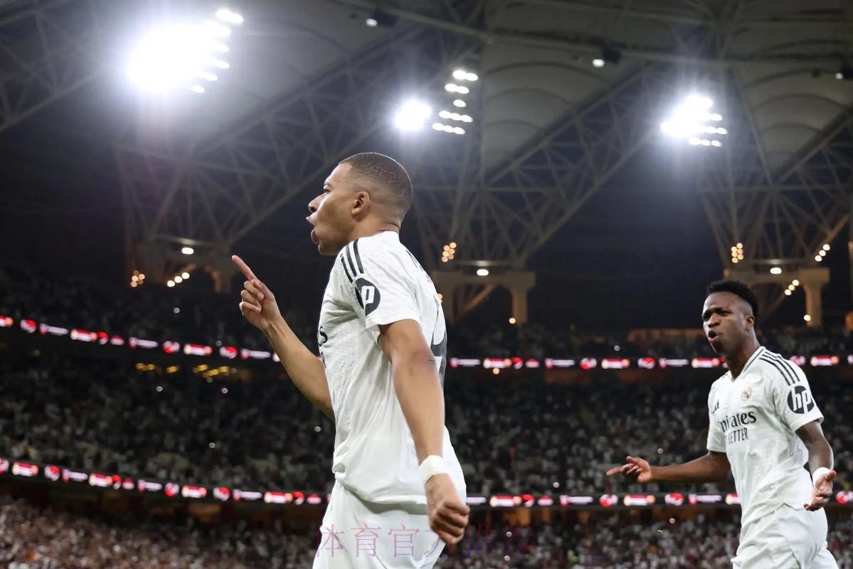 记者问皇马是否会变得更好?姆巴佩:是的!当然 记者问皇马是否会变得更好?姆巴佩:是的!当然